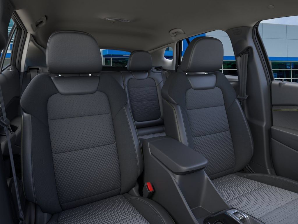 New 2026 Chevrolet Trax LT w/ Driver Confidence Package FWD image 45