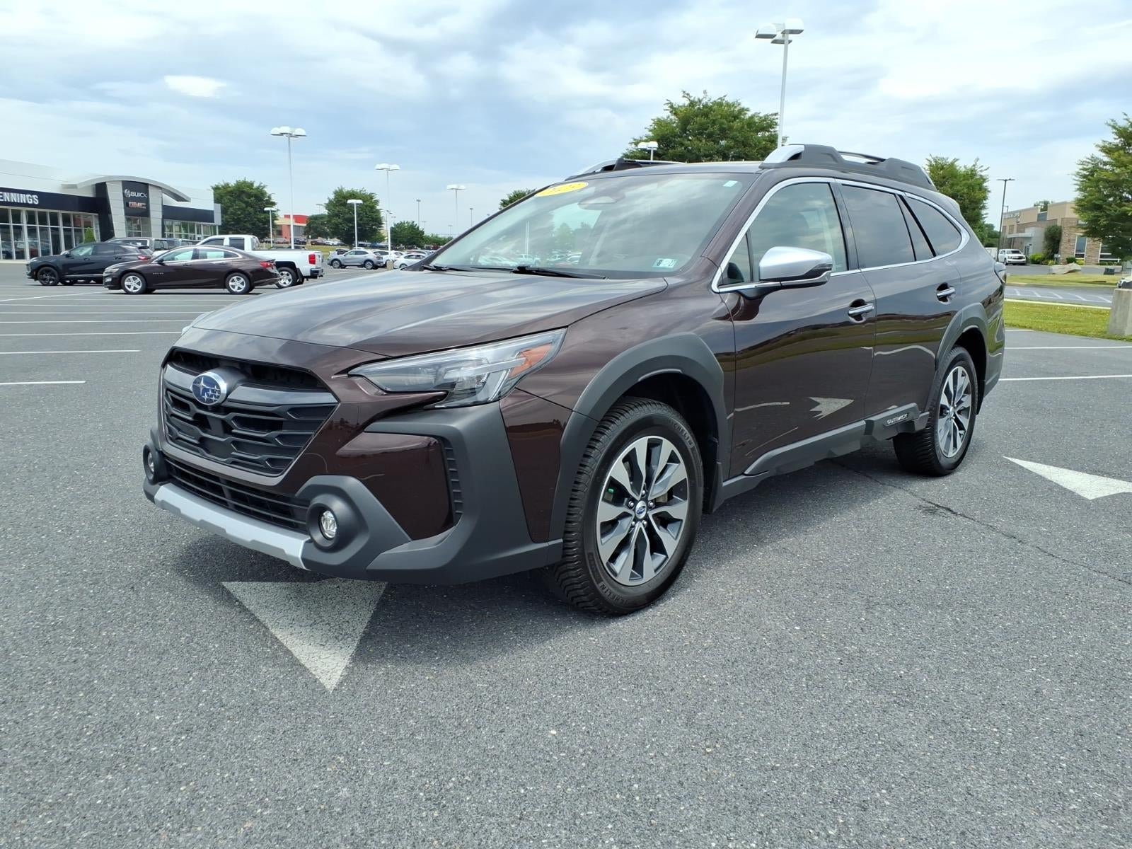 Used 2023 Subaru Outback Touring XT w/ Popular Package #2 AWD/4WD image 1