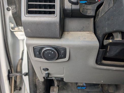Used 2018 Ford F250 XL w/ Power Equipment Group AWD/4WD image 25