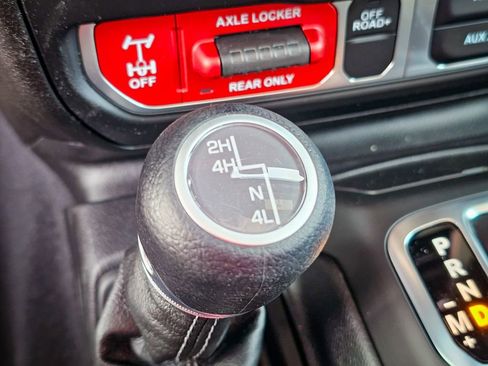 New 2026 Jeep Gladiator Mojave AWD/4WD image 25