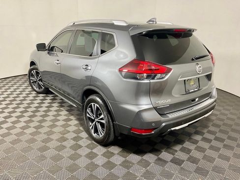 Used 2020 Nissan Rogue SV w/ Sun & Sound Touring Package AWD/4WD image 13