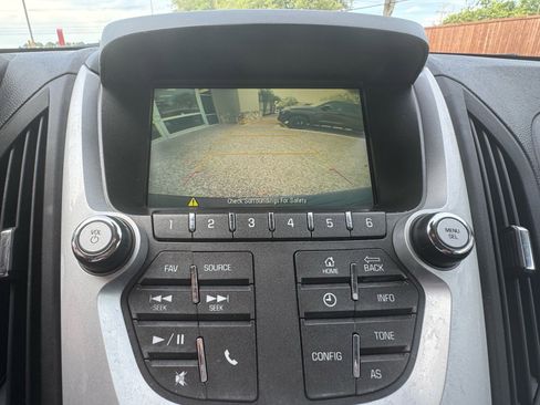Used 2016 Chevrolet Equinox LT FWD image 32