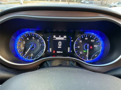 Used 2024 Chrysler Voyager LX image 14