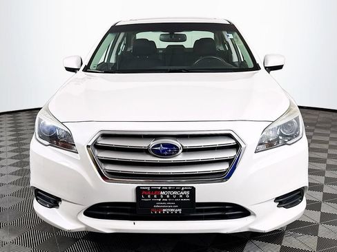 Used 2017 Subaru Legacy 2.5i Premium w/ Moonroof Package AWD/4WD image 2