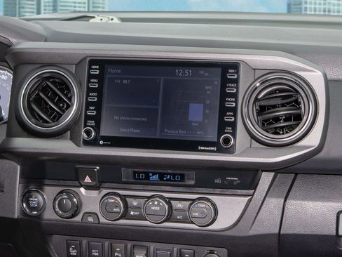 Used 2023 Toyota Tacoma TRD Sport w/ Advanced Technology Package image 21