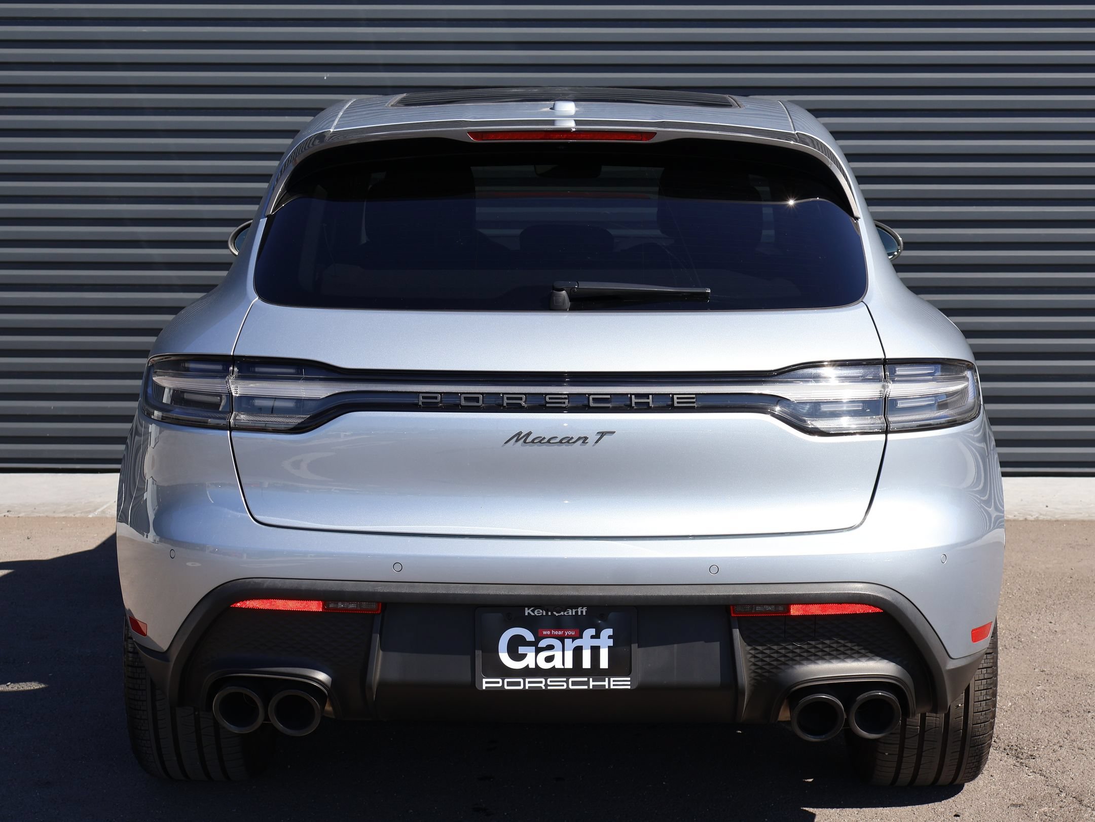 Used 2024 Porsche Macan Turbo AWD/4WD image 8