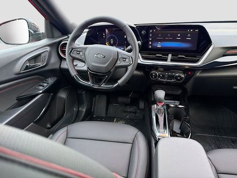 New 2026 Chevrolet Trax RS w/ Sunroof Package image 23