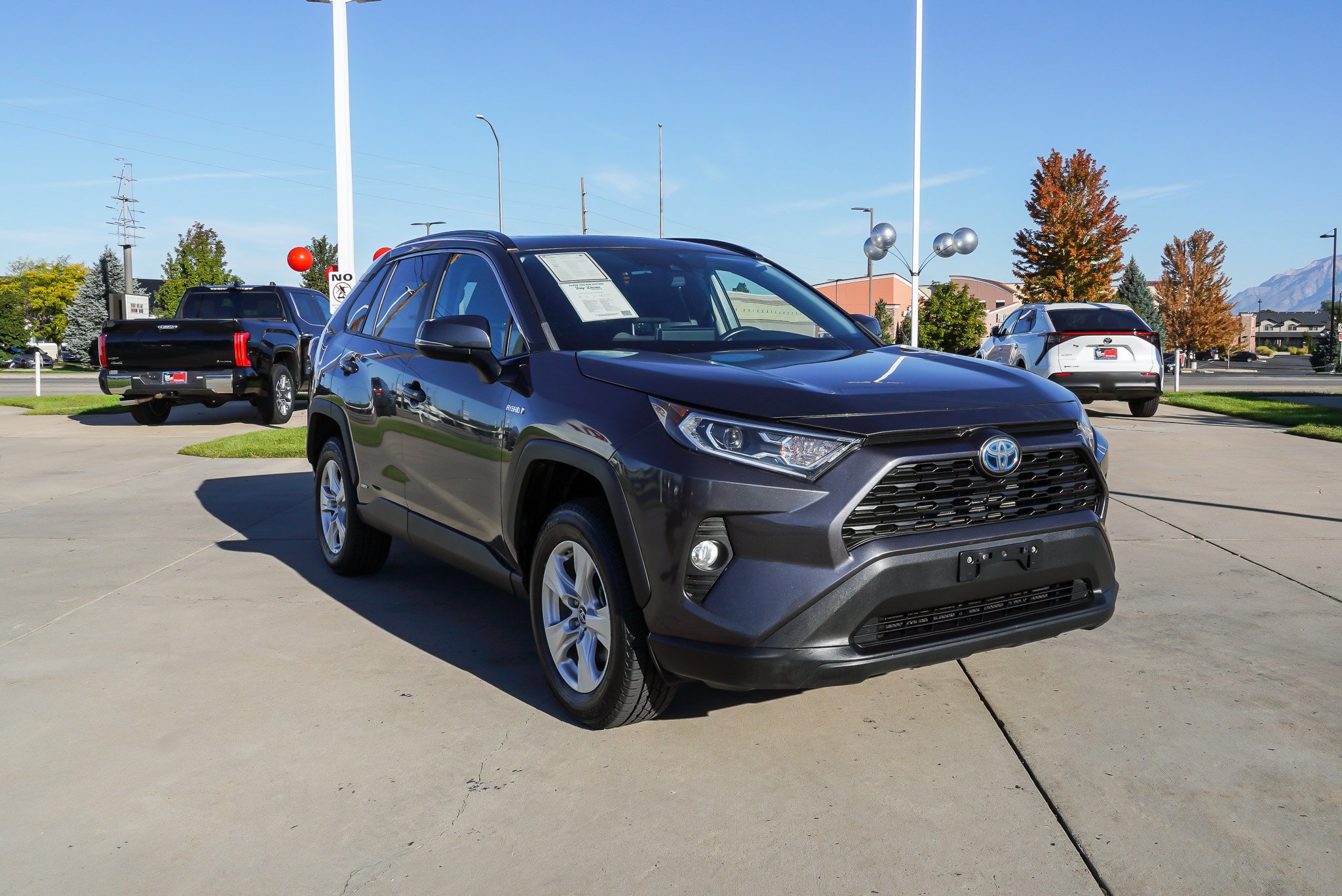 Certified 2019 Toyota RAV4 XLE w/ Convenience Package AWD/4WD image 2