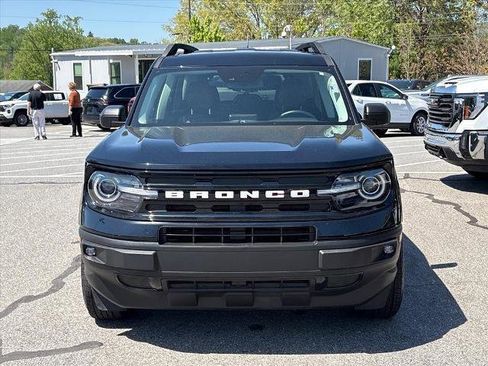 Used 2022 Ford Bronco Sport Outer Banks w/ Tech Package AWD/4WD image 3