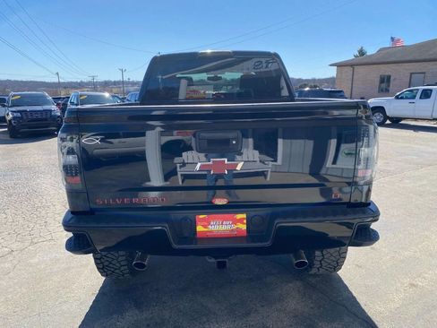 Used 2018 Chevrolet Silverado 1500 LT w/ All Star Edition AWD/4WD image 4