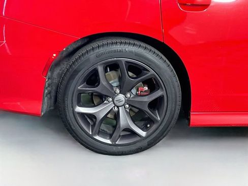 Used 2019 Dodge Charger R/T RWD image 34