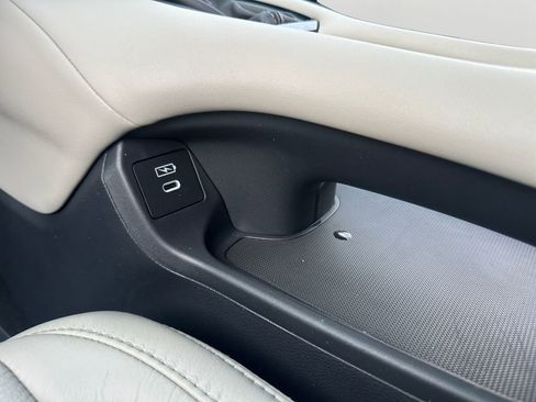 Used 2024 Honda HR-V LX image 19