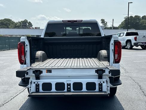 Used 2024 GMC Sierra 1500 Denali w/ Denali Reserve Package AWD/4WD image 18