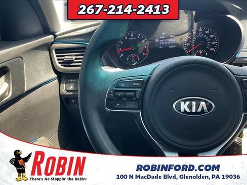 Used 2018 Kia Optima LX w/ 17" Alloy Wheels Package FWD image 13
