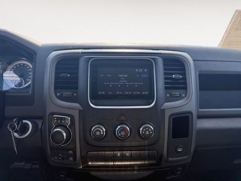 Used 2018 RAM 1500 Express w/ Express Value Package AWD/4WD image 6