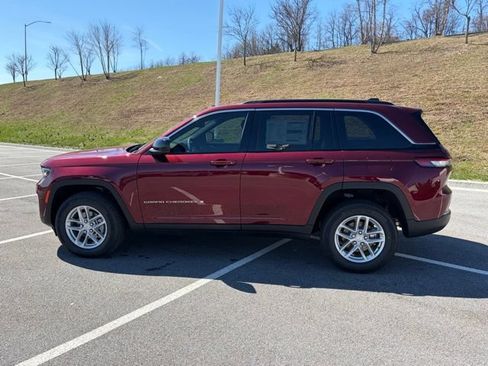 New 2026 Jeep Grand Cherokee Laredo X AWD/4WD image 4