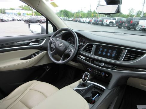 Certified 2019 Buick Enclave Premium FWD image 27