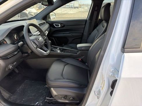 New 2026 Jeep Compass Limited AWD/4WD image 8