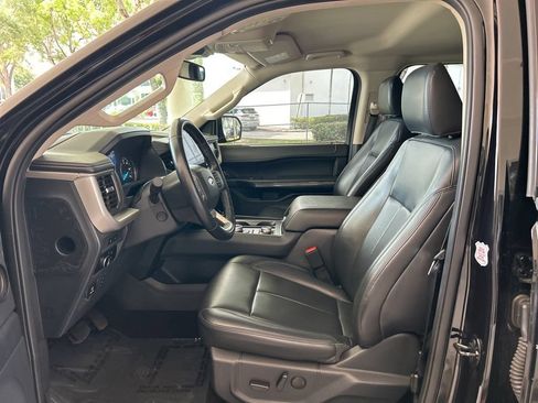 Used 2024 Ford Expedition Max XLT AWD/4WD image 6
