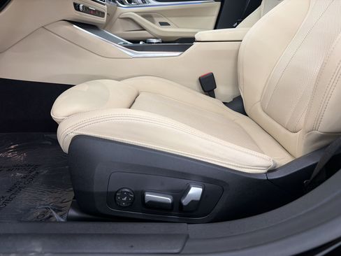 Used 2023 BMW i4 eDrive40 w/ Premium Package RWD image 13