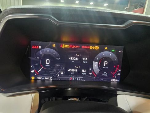 Used 2025 GMC Canyon AT4 w/ AT4X Package AWD/4WD image 7