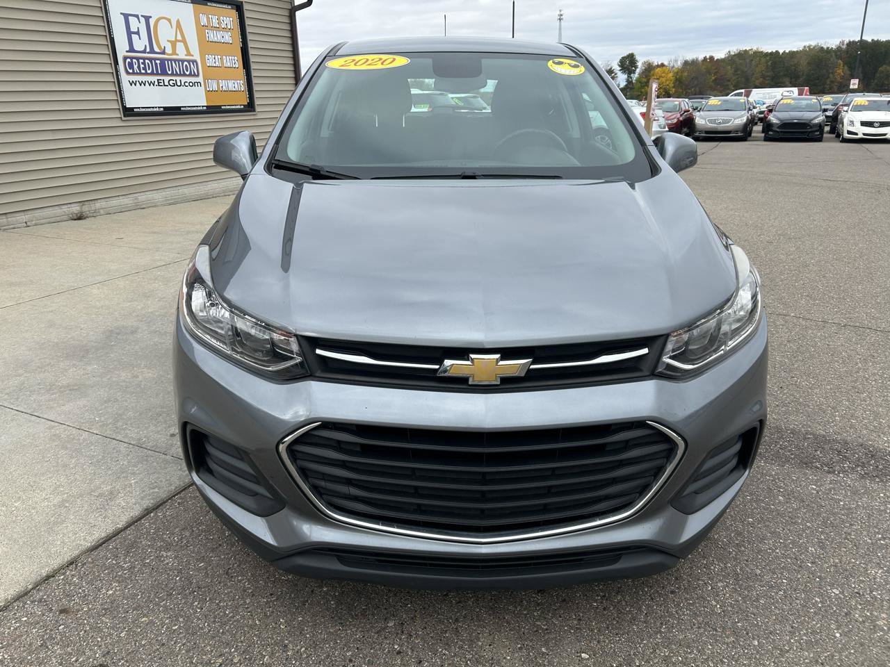 Used 2020 Chevrolet Trax LS w/ Tint and Cruise Package FWD image 2