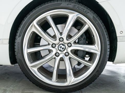 Used 2023 Bentley Continental GT Azure AWD/4WD image 10