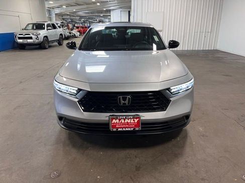 Used 2025 Honda Accord Sport image 8