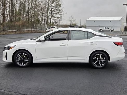 Certified 2024 Nissan Sentra SV FWD image 2
