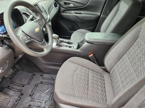 Used 2024 Chevrolet Equinox LT FWD image 4