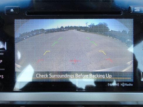 Used 2015 Subaru Legacy 2.5i Limited AWD/4WD image 9