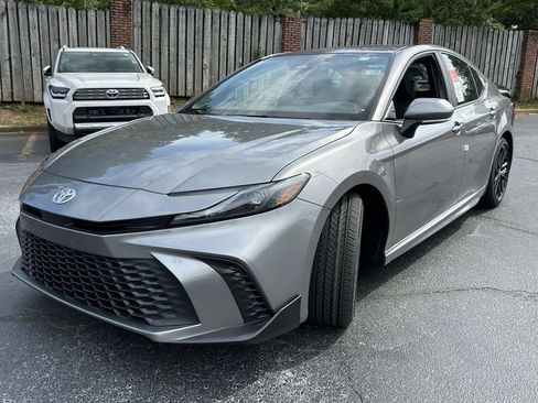 New 2026 Toyota Camry SE w/ Convenience Package FWD image 7