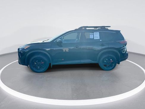 Certified 2025 Nissan Rogue SV image 5