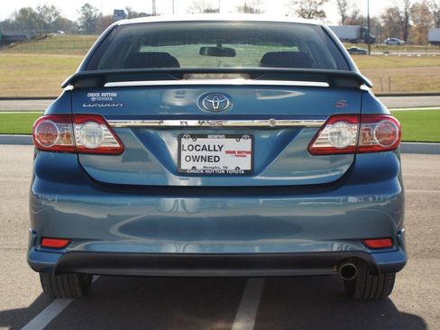 Used 2013 Toyota Corolla S image 3