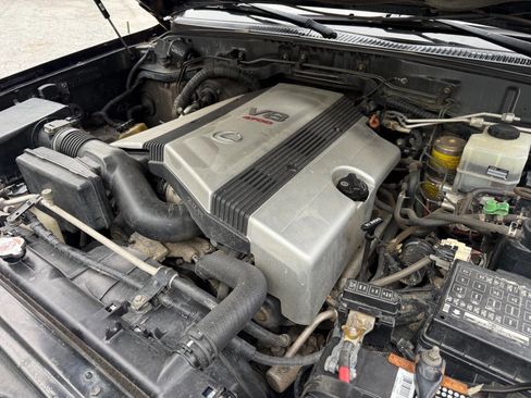 Used 2002 Lexus LX 470 4WD image 42