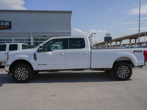 Used 2018 Ford F350 Lariat w/ Lariat Value Package AWD/4WD image 14