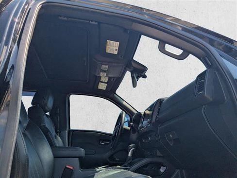 Used 2022 Nissan Frontier Pro-X w/ Pro-X Premium Package RWD image 14
