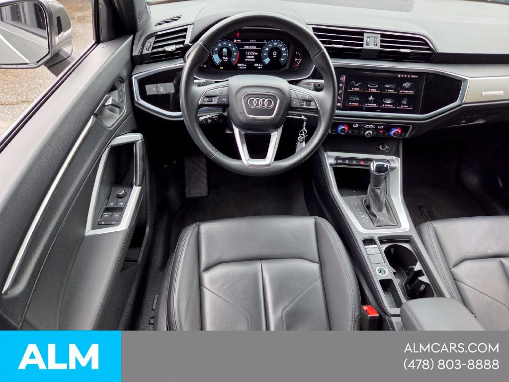 Used 2025 Audi Q3 2.0T Premium AWD/4WD image 7