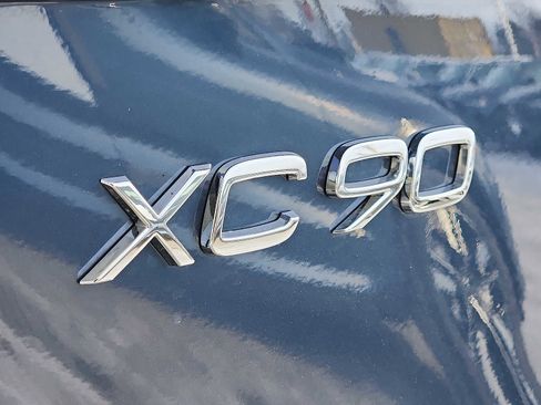 Used 2026 Volvo XC90 B6 Plus w/ Protection Package Premier image 27