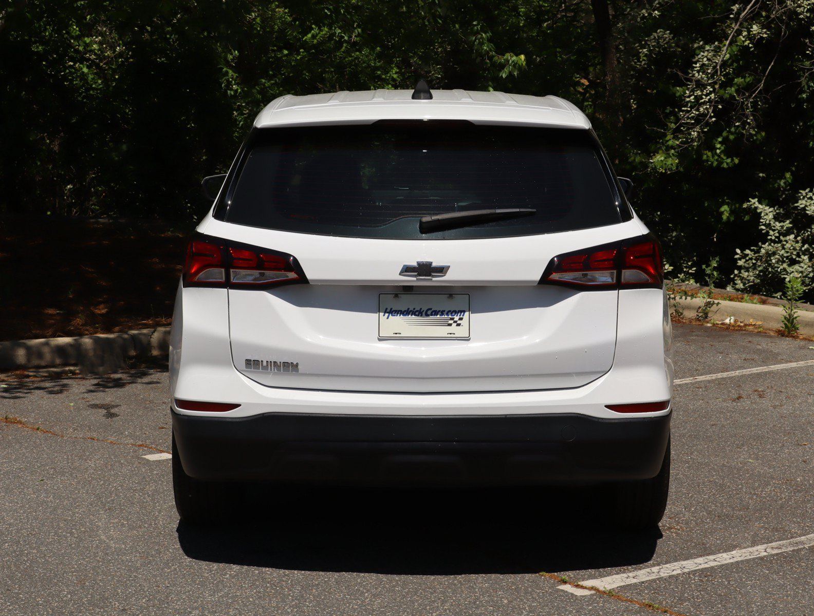 Used 2024 Chevrolet Equinox LS FWD image 8