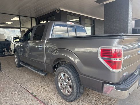 Used 2013 Ford F150 XLT w/ Luxury Equipment Group image 4