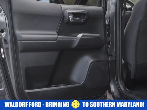 Used 2019 Toyota Tacoma 4x4 Double Cab image 40