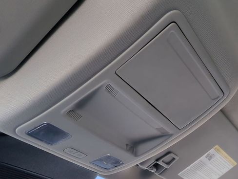 Used 2024 Ford Escape Platinum image 27