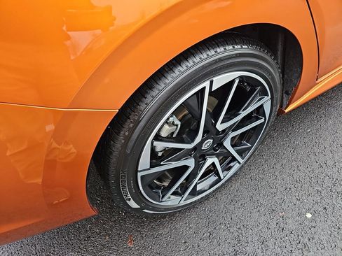 Used 2025 Nissan Sentra SR image 14