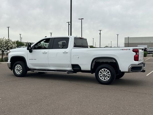 Certified 2025 Chevrolet Silverado 2500 LT w/ Safety Package AWD/4WD image 3