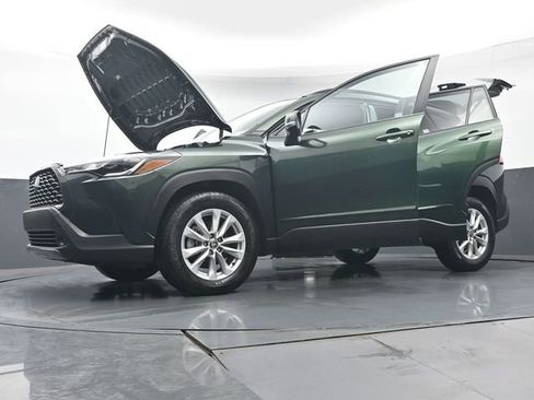 Certified 2023 Toyota Corolla Cross LE image 51