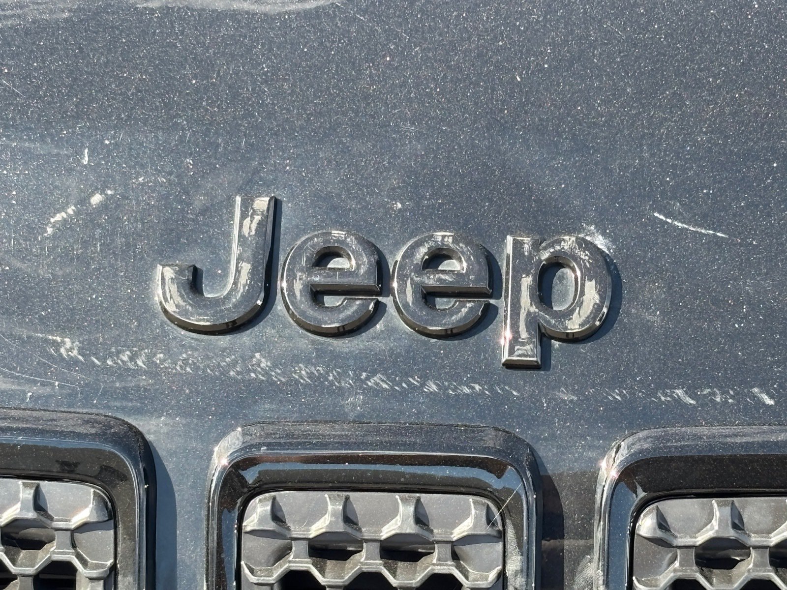 Used 2023 Jeep Cherokee Altitude Lux AWD/4WD image 9
