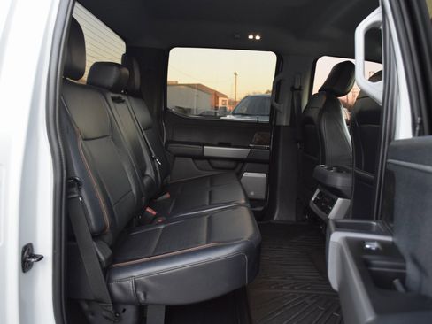 Used 2025 Ford F250 Lariat w/ FX4 Off-Road Package image 22