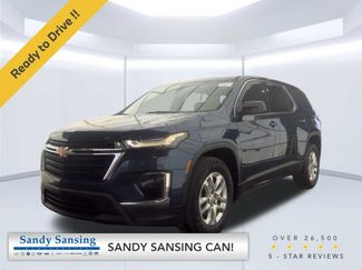 Used 2022 Chevrolet Traverse LS FWD video 1
