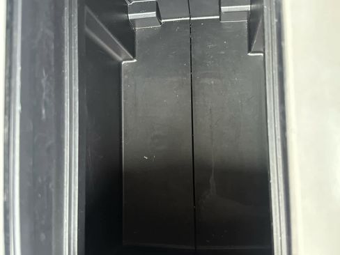 Used 2023 Toyota Highlander LE image 31